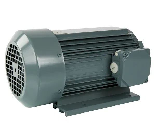 Three-phase motor 1400 rpm 220 V / 380 V