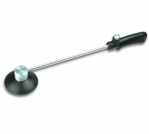 Lever suction cup with suction pad