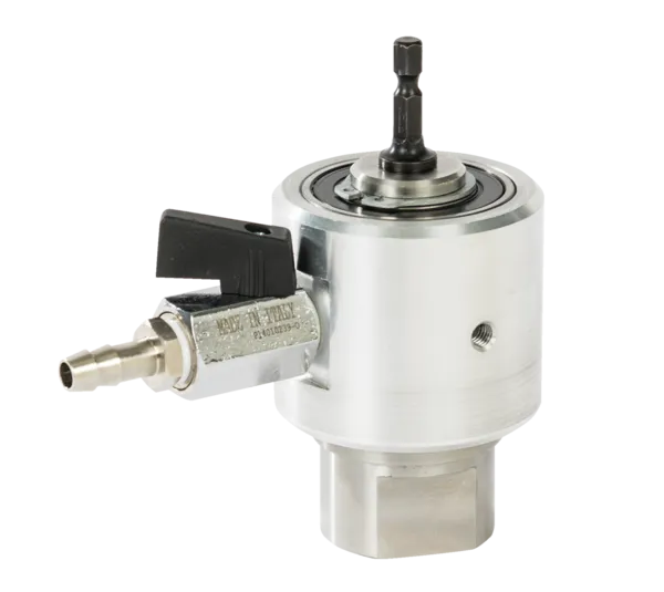 Water feed chuck with mounting shaft