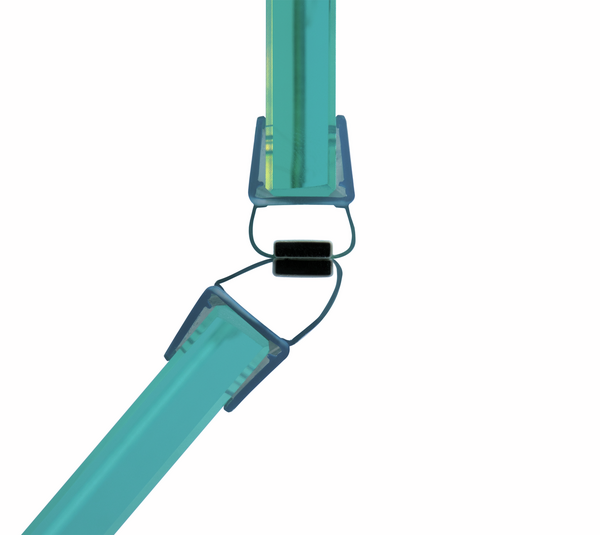 Shower door seal with magnet 135°